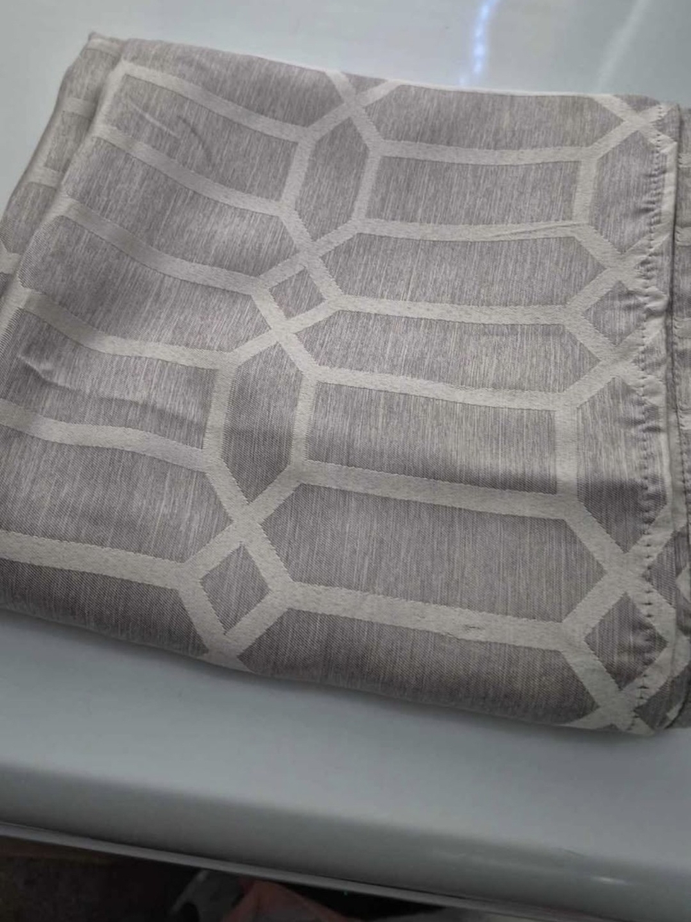 Geometric Silver/Gray Table Cloth